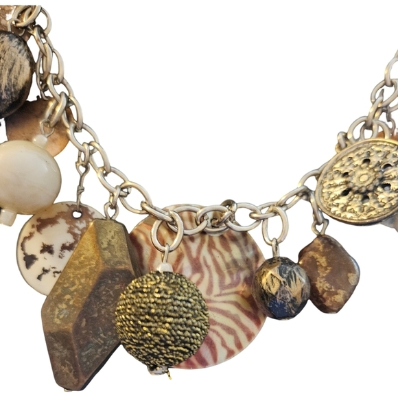 Elegant Multi-Color Charm Necklace - Picture 4 of 6